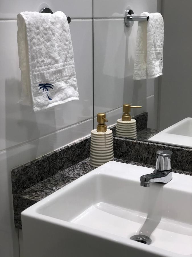 Apartamento Em Guarajuba, Bahia 1 Tudo Novinho E Finamente Decorado Salvador Eksteriør bilde
